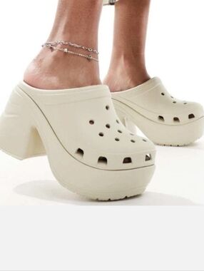 CROCS Siren Clogs Chunky Platform Bone